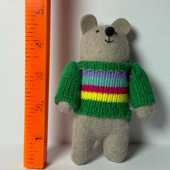 Wondershop Bear Ornament 2024 Felt Animal w/ Green Knit Sweater – New with Tags - Picture 4 of 7